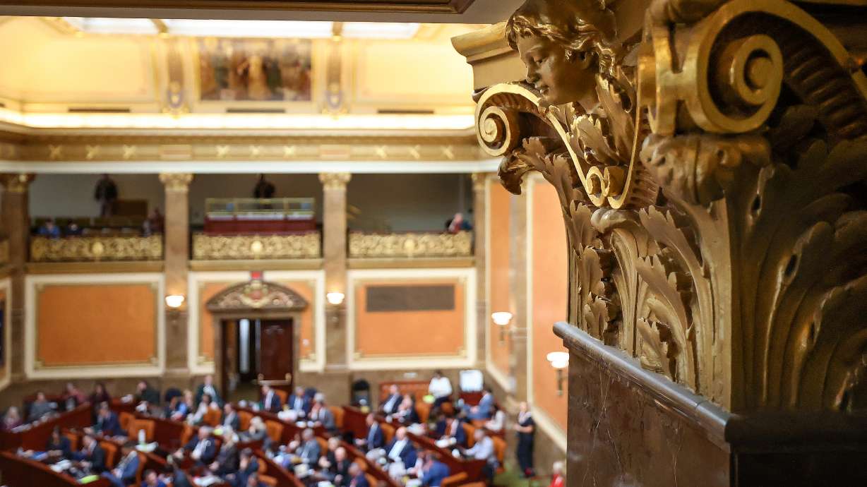 The majority of Utah representatives voted to pass a bill that allows parents to make certain subjects off-limits in meetings between their children and school therapists.