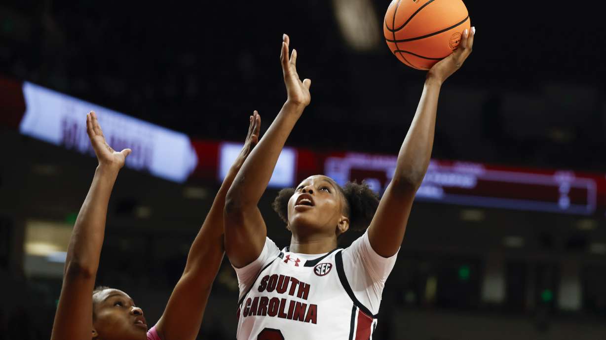 South Carolina forward Joyce Edwards (8) shoots against Florida forward Eriny Kindred during the second half of an NCAA college basketball game in Columbia, S.C., Thursday, Feb. 13, 2025.