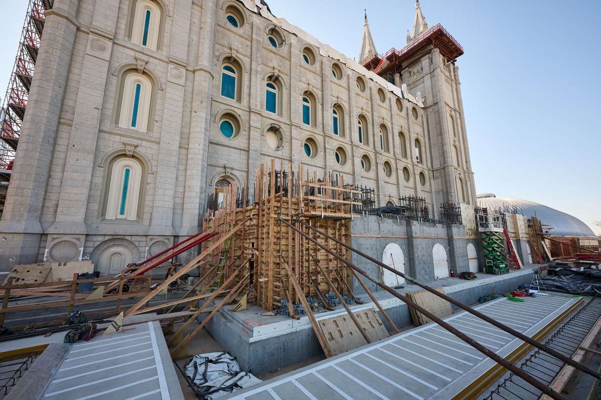 Work on the sealing wing addition of the Salt Lake Temple in Salt Lake City on Jan. 27. President Russell M. Nelson has announced a six-month open house for the temple in 2027.