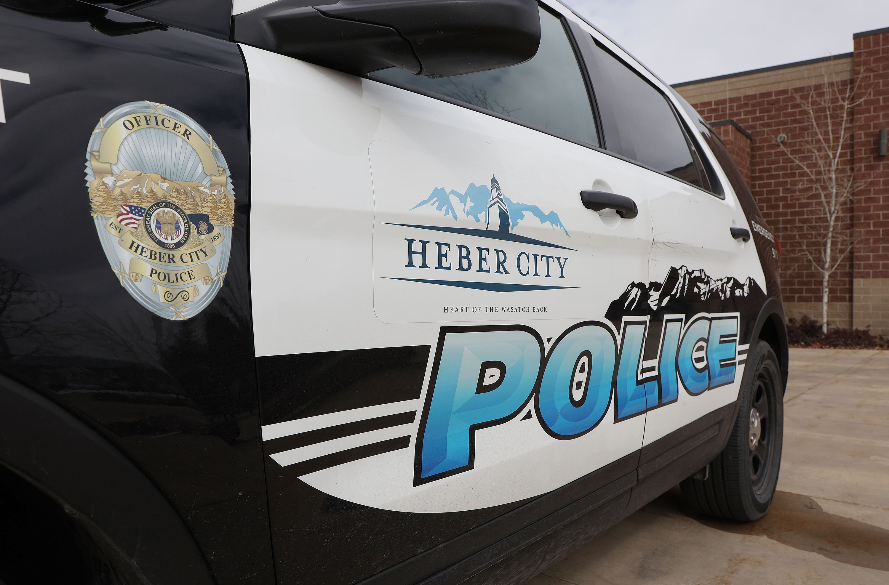 2 arrested following 4-hour standoff in Heber City 