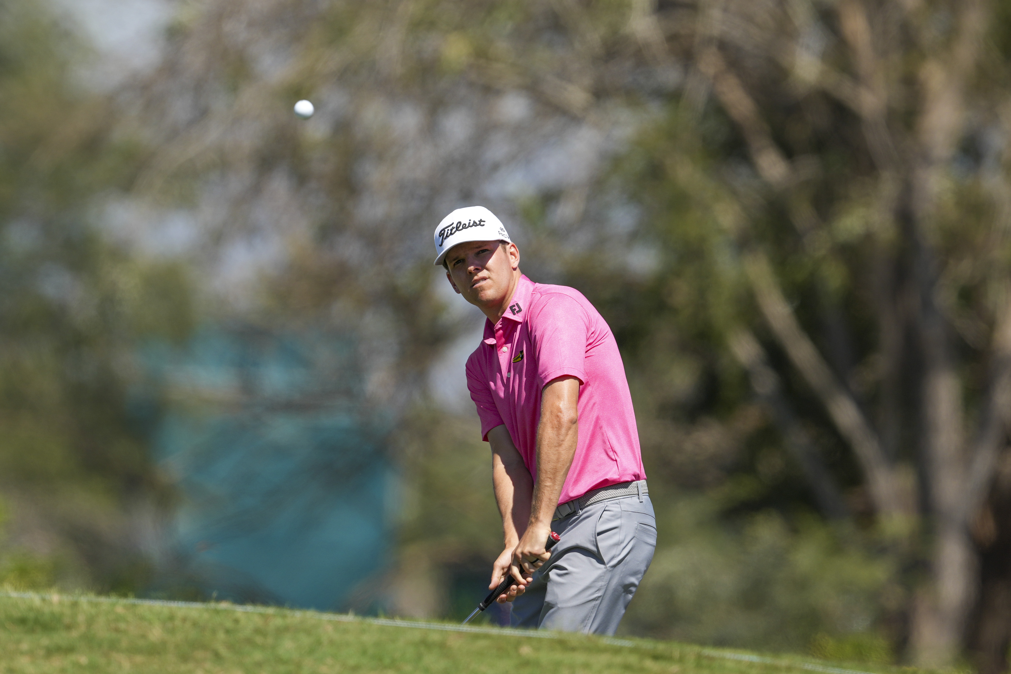 Jeremy Paul, of Germany, chips onto the 18th green during the first round of the Mexico Open golf tournament in Puerto Vallarta, Mexico, Thursday, Feb. 20, 2025. 