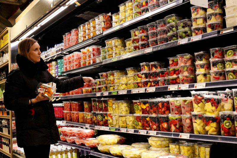 Health agencies delay decision on definition of 'healthy' on food labels