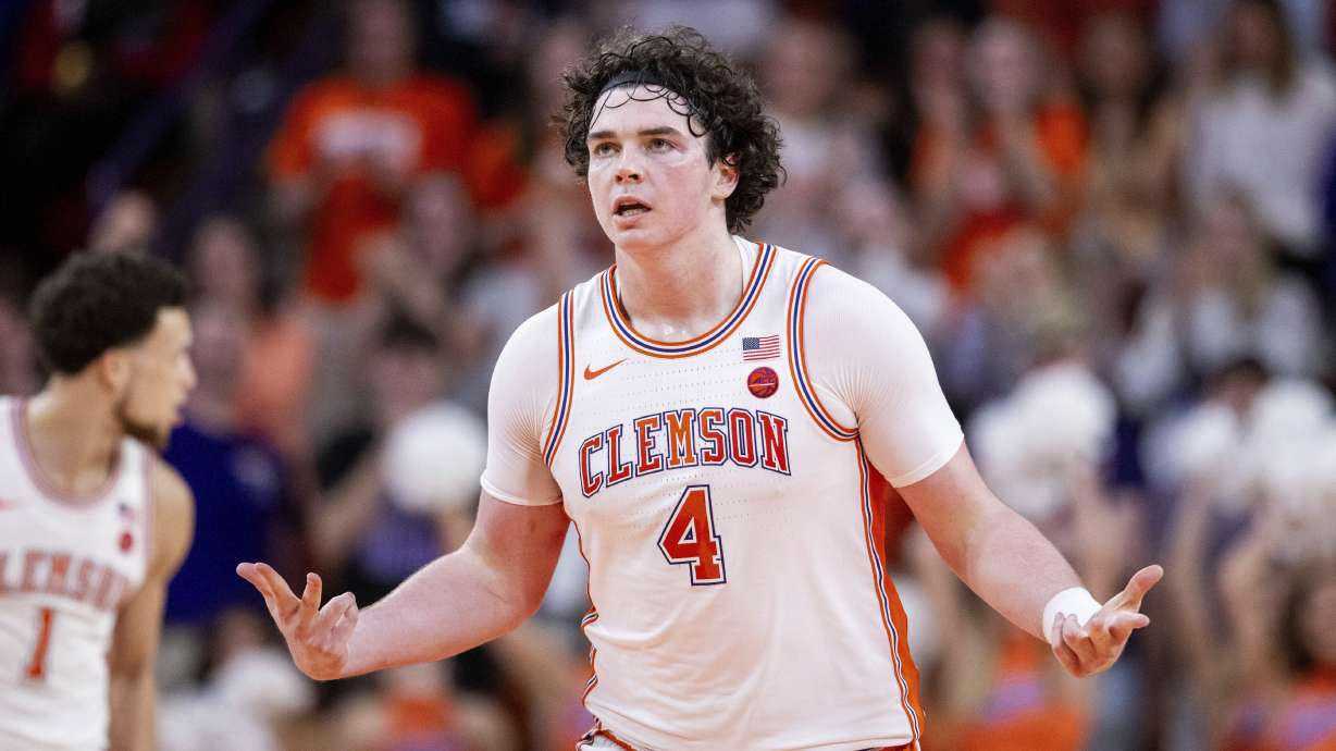 Schieffelin leads No. 13 Clemson to record 15th ACC victory with 83-68 win  over Notre Dame | KSL.com