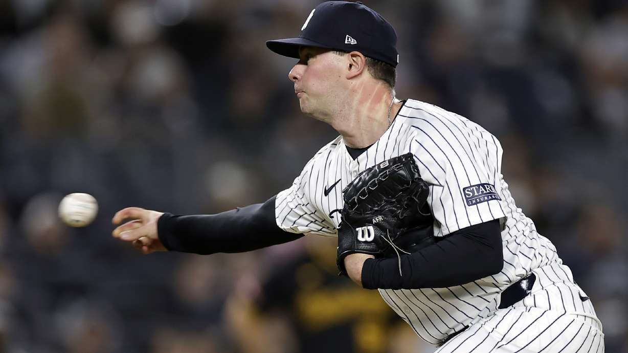 FILE - New York Yankees relief pitcher Scott Effross during the ninth inning of a baseball game against the Pittsburgh Pirates, Sept. 27, 2024, in New York. The Pirates won 4-2.