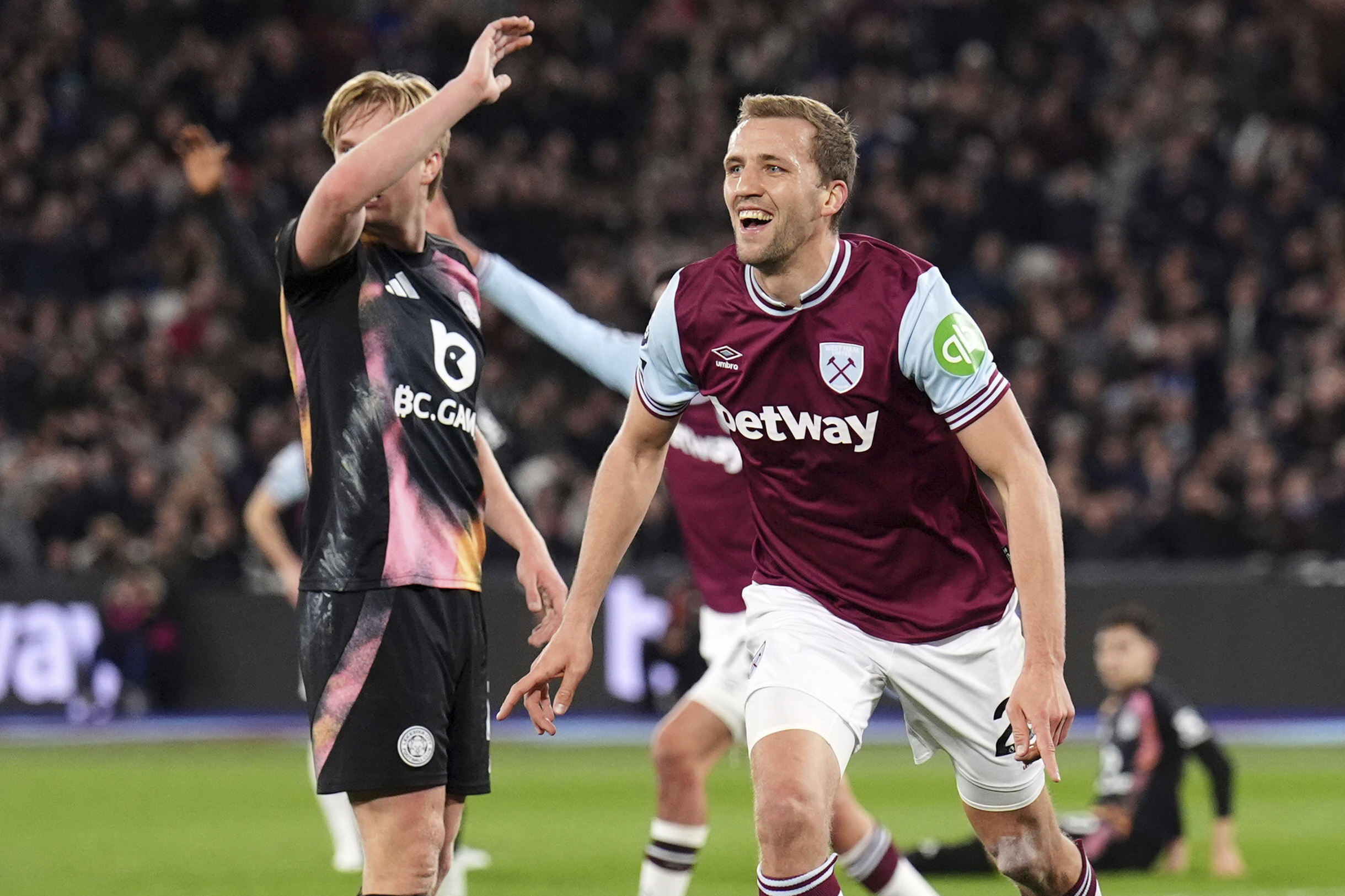 West Ham United's Tomas Soucek celebrates scoring during the English Premier League soccer match between West Ham United and Leicester City at the London Stadium, London, Thursday Feb. 27, 2025. 