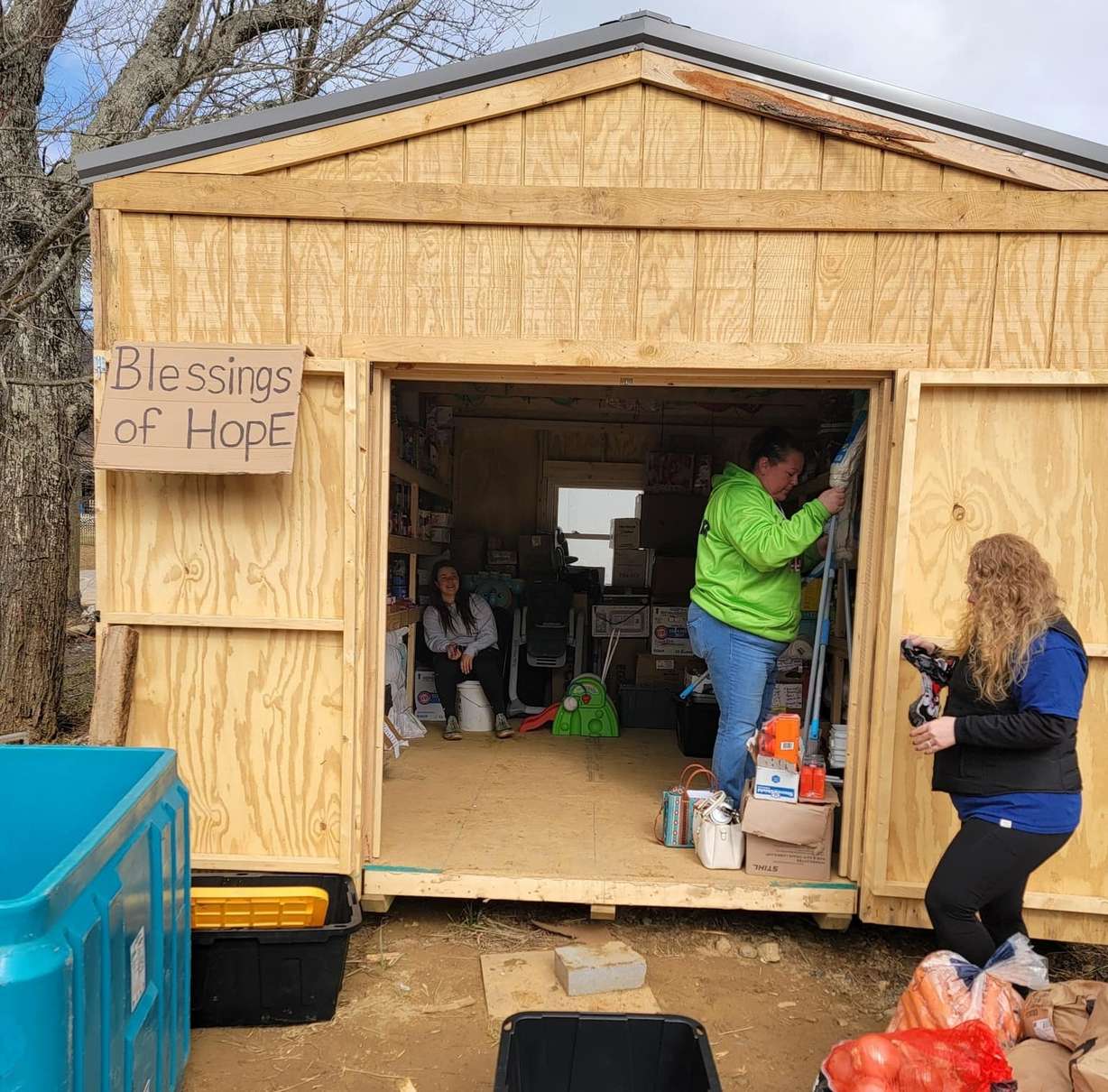 The National Mental Health Alliance and all the volunteers it has recruited have been providing necessities, including temporary shelters for those affected by Hurricane Helene, seen in an undated photo.