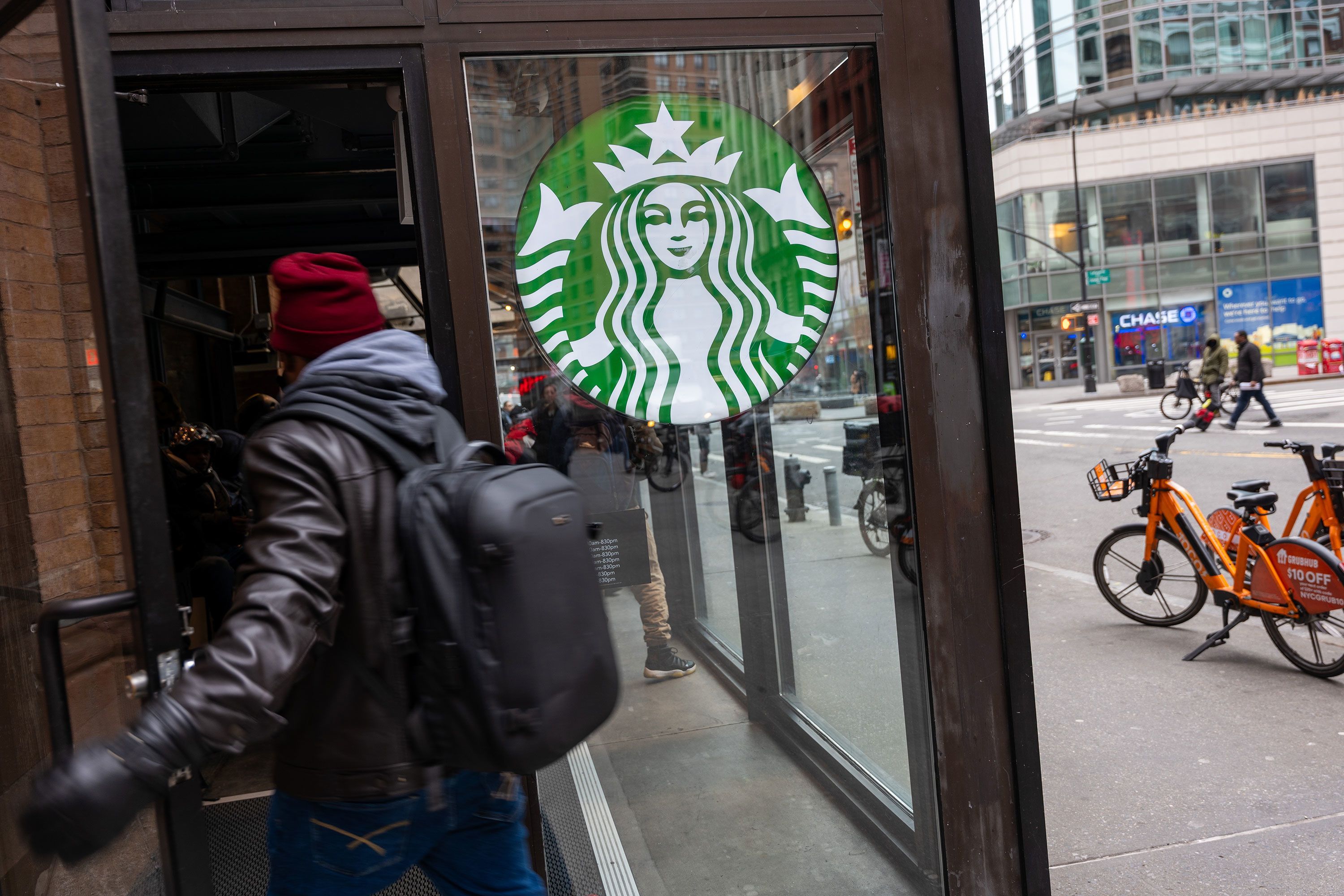 Today is the last day to order these 13 Starbucks drinks