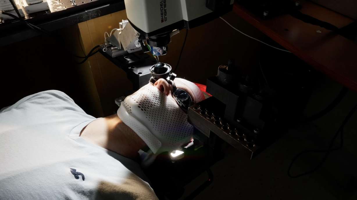 University of Utah researchers have collaborated to develop a highly advanced robotic surgery device for retinal surgery that gives surgeons "superhuman" hands.