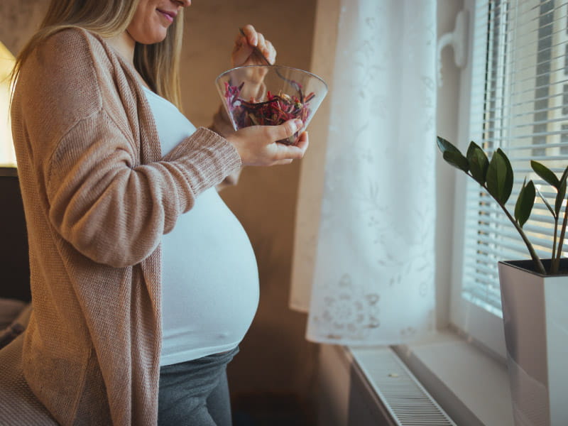 Pregnant women whose blood contains higher levels of essential vitamins and minerals – such as B12, copper and manganese – may face a lower risk for high blood pressure two decades later, new research suggests.