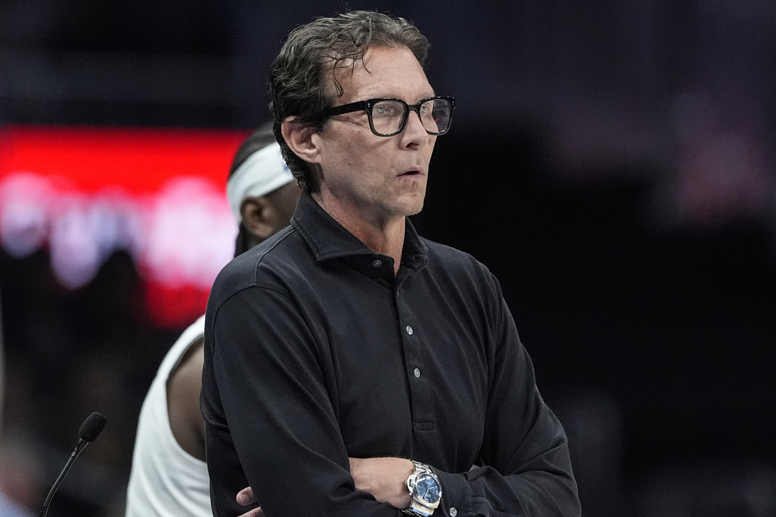 Coach Quin Snyder returns to Hawks' bench against Pacers after missing 1 game due to an illness