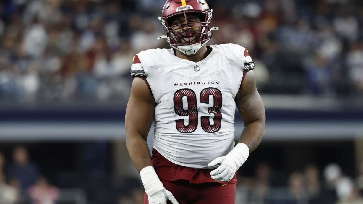 FILE - Washington Commanders defensive tackle Jonathan Allen (93) during a NFL football game against the Dallas Cowboys on Sunday, Jan. 5, 2025, in Arlington, Texas.