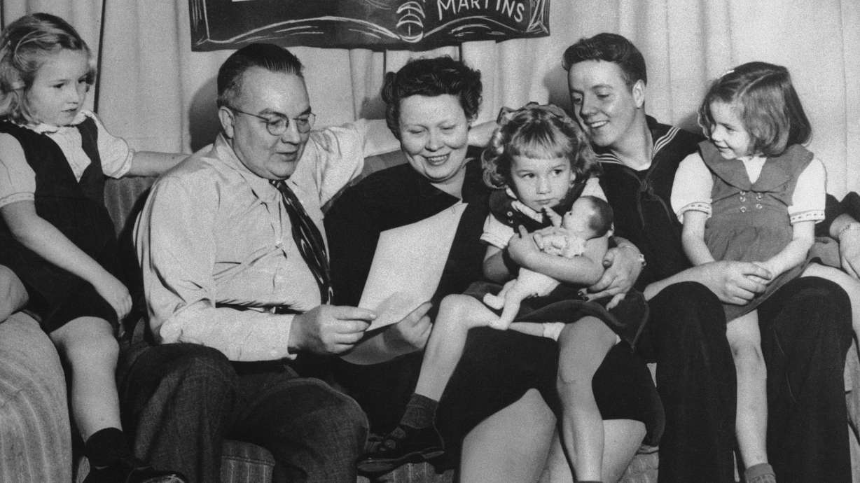 The Christmas photo of the Ken Martin family, from left, Barbara, 7; Ken, Barbara, Sue, 4; Donald, 21; and Virginia, 6; in Portland, Ore., in December 1952. A car believed to belong to the family was discovered in the Columbia River in Oregon Friday.