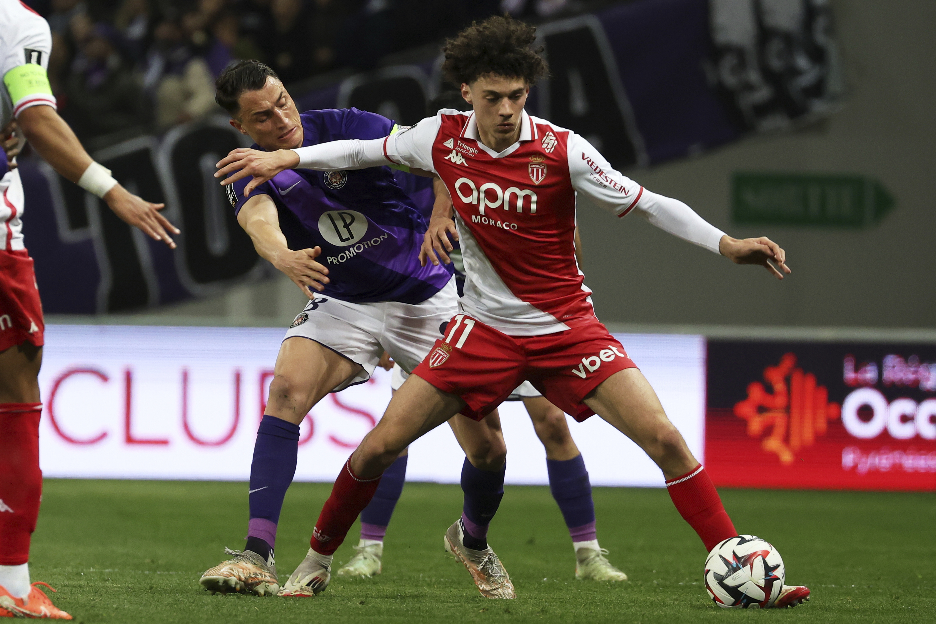 Monaco's Maghnes Akliouche controls the ball during the French League One soccer match between Toulouse and Monaco Friday, March 7, 2025 at the Toulouse stadium, southwestern France. 
