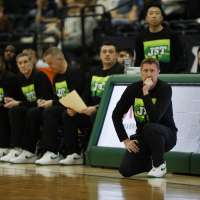 New-look Wolverines cruise in first game, set up expectations for big season