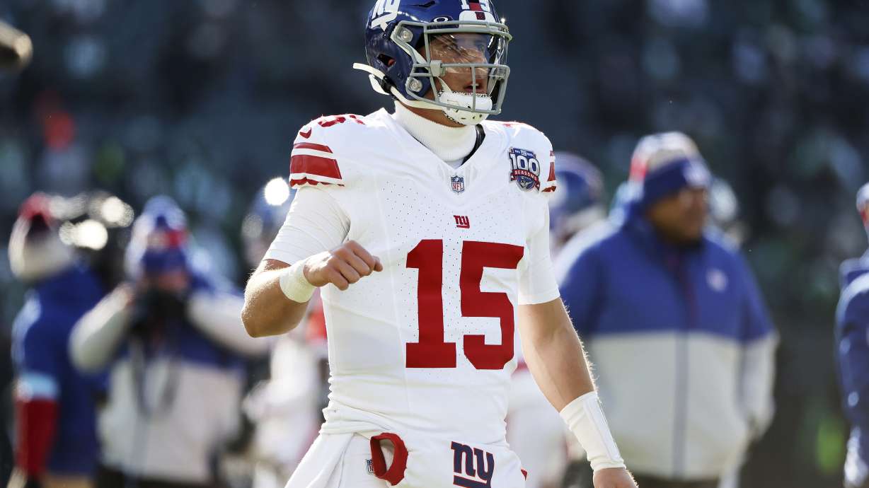 New York Giants quarterback Tommy DeVito (15) warms up before an NFL football game against the Philadelphia Eagles, Jan. 5, 2025, in Philadelphia.