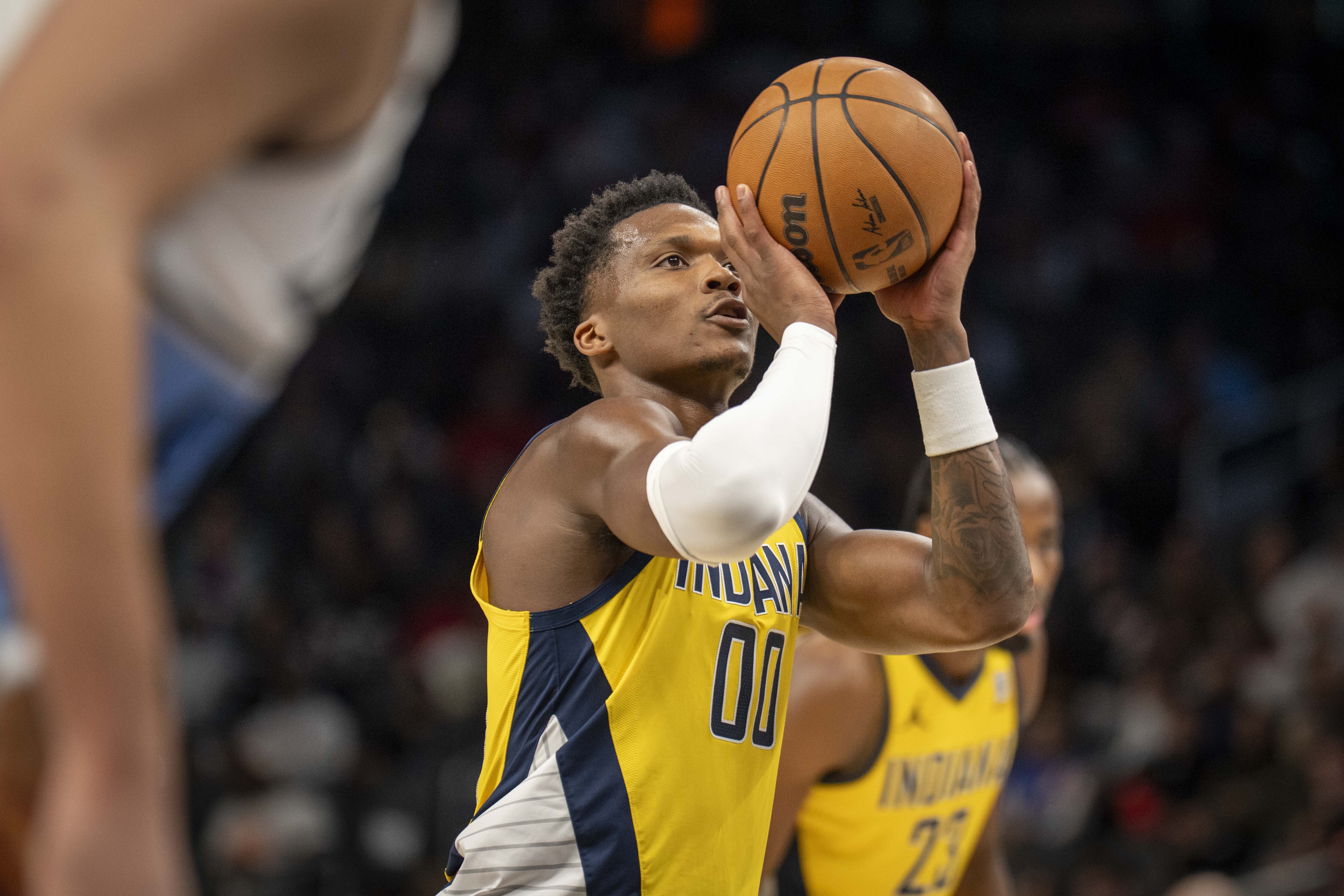 Indiana Pacers guard Bennedict Mathurin (00) makes a free throw during the first half of an NBA basketball game between the Atlanta Hawks, Saturday, Mar. 8, 2025, in Atlanta. 