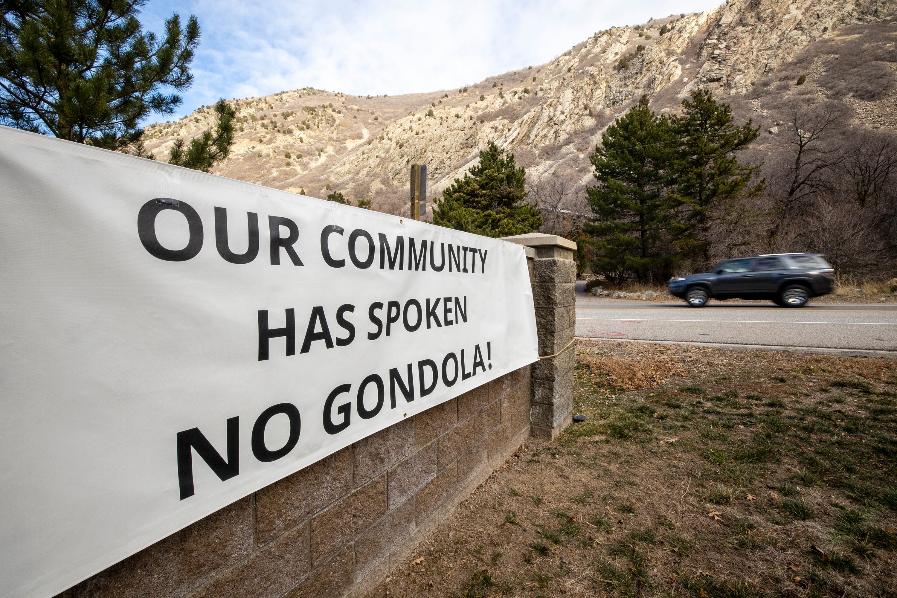 Little Cottonwood Canyon area homeowners sue UDOT over gondola project 