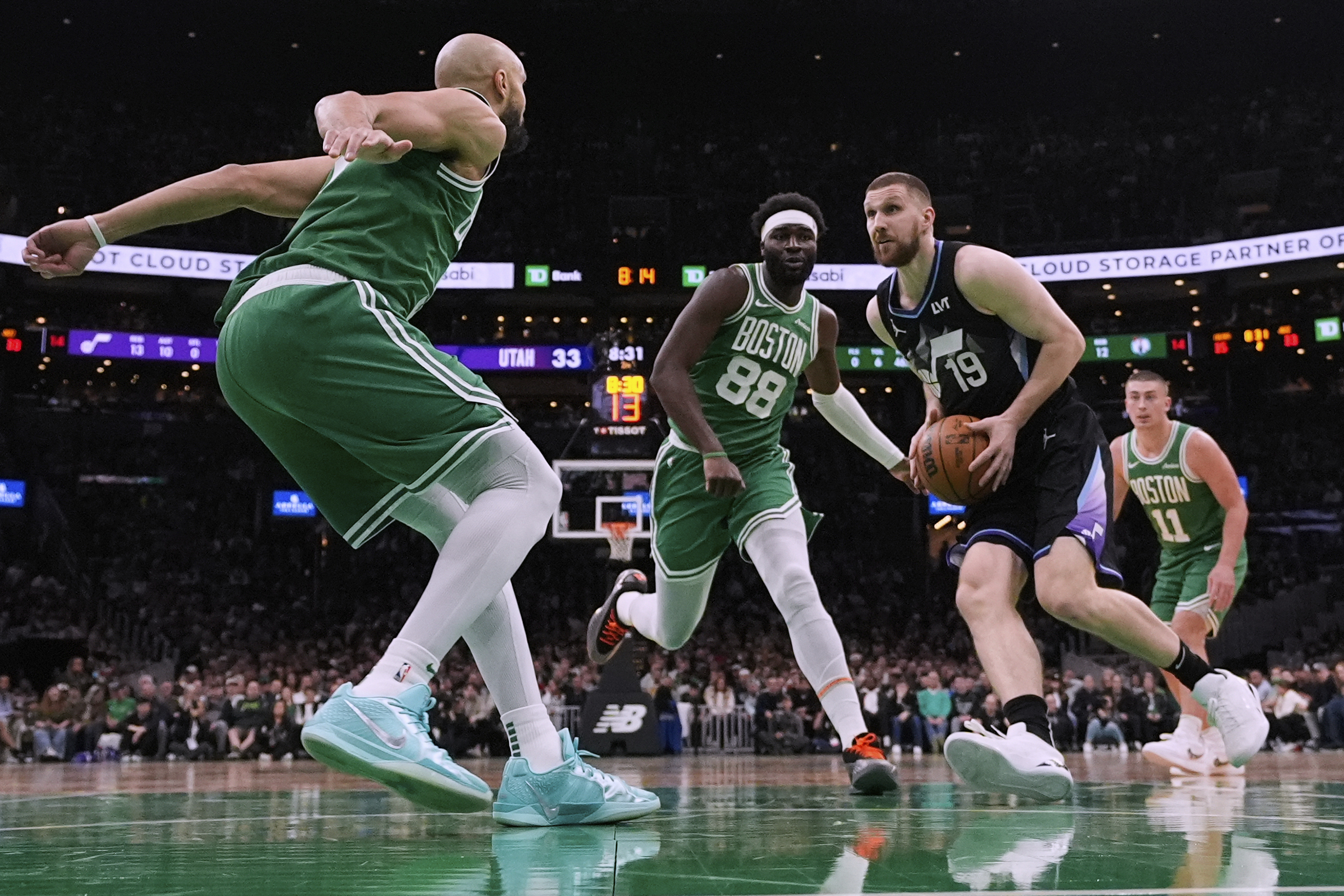 Jazz nearly complete improbable comeback against Celtics as Mykhailiuk gets his ring