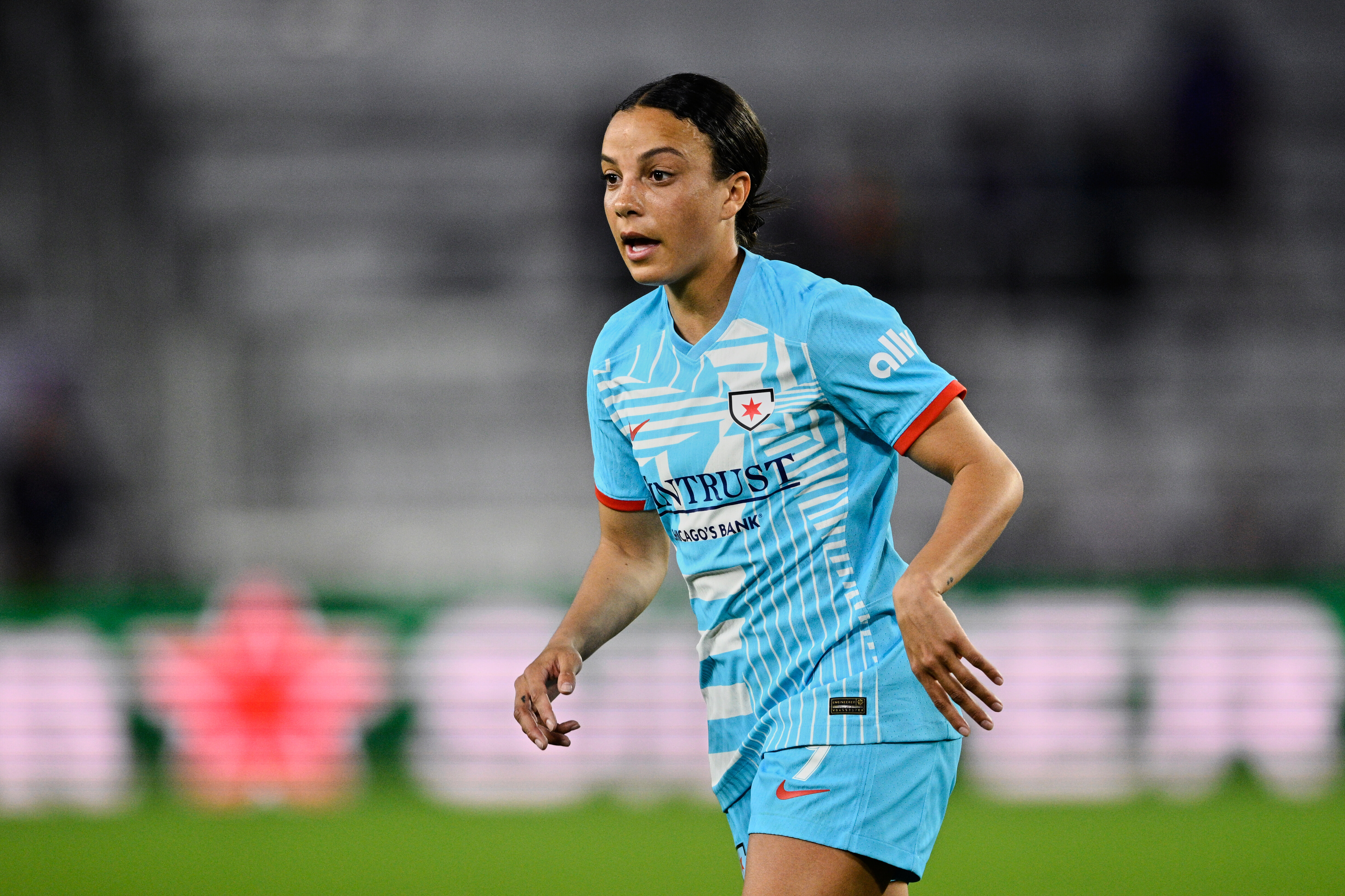 FILE - Chicago Stars forward Mallory Swanson (9) follows the action during an NWSL soccer match against the Orlando Pride, Friday, March 29, 2024, in Orlando, Fla.