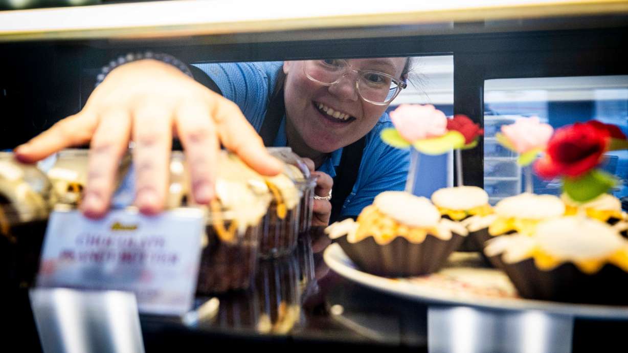Krystal Schumann organizes cakes at Nothing Bundt Cakes in American Fork on Feb. 7. Gov. Spencer Cox signed a new bill Monday that allows stores to stay closed on Sundays without facing legal repercussions from their corporate franchisors.