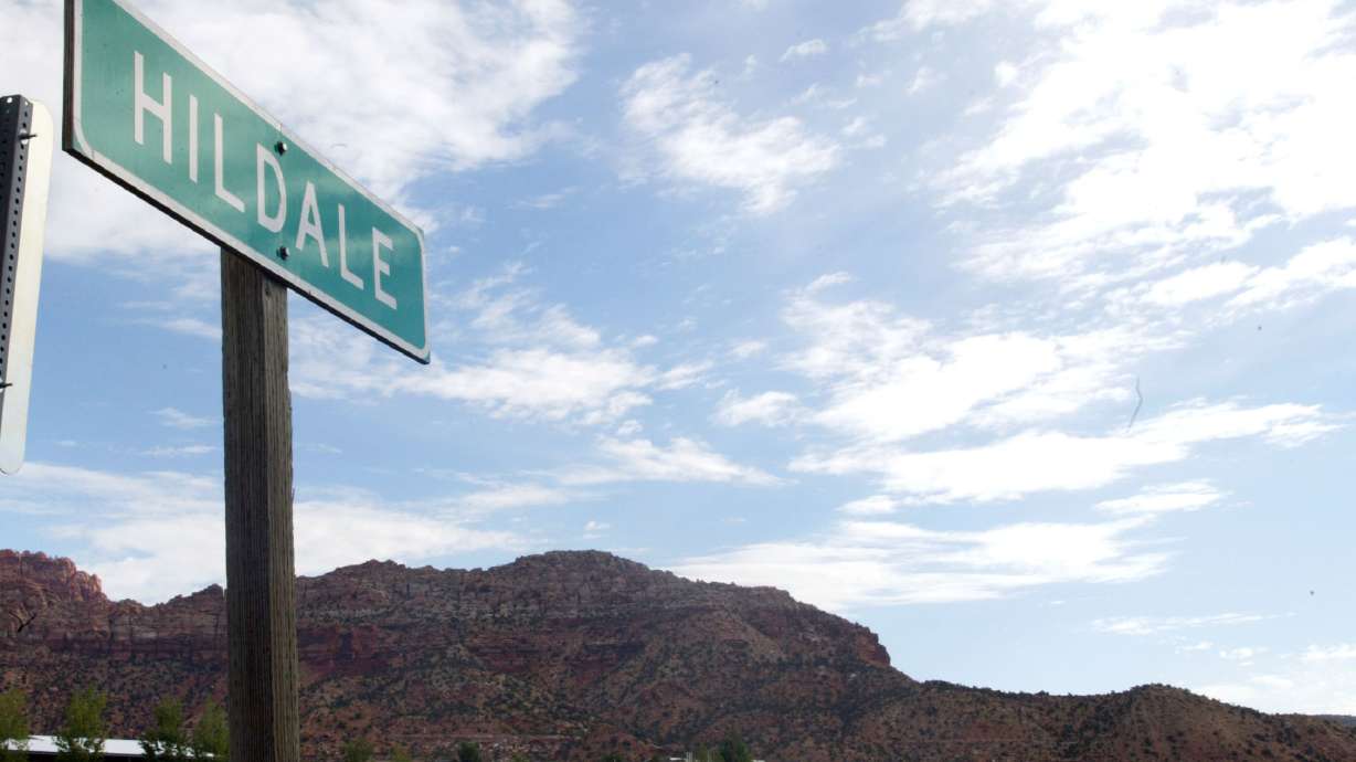 An assistant coach for a Hildale high school team has been arrested and accused of having an inappropriate relationship with a teen player.