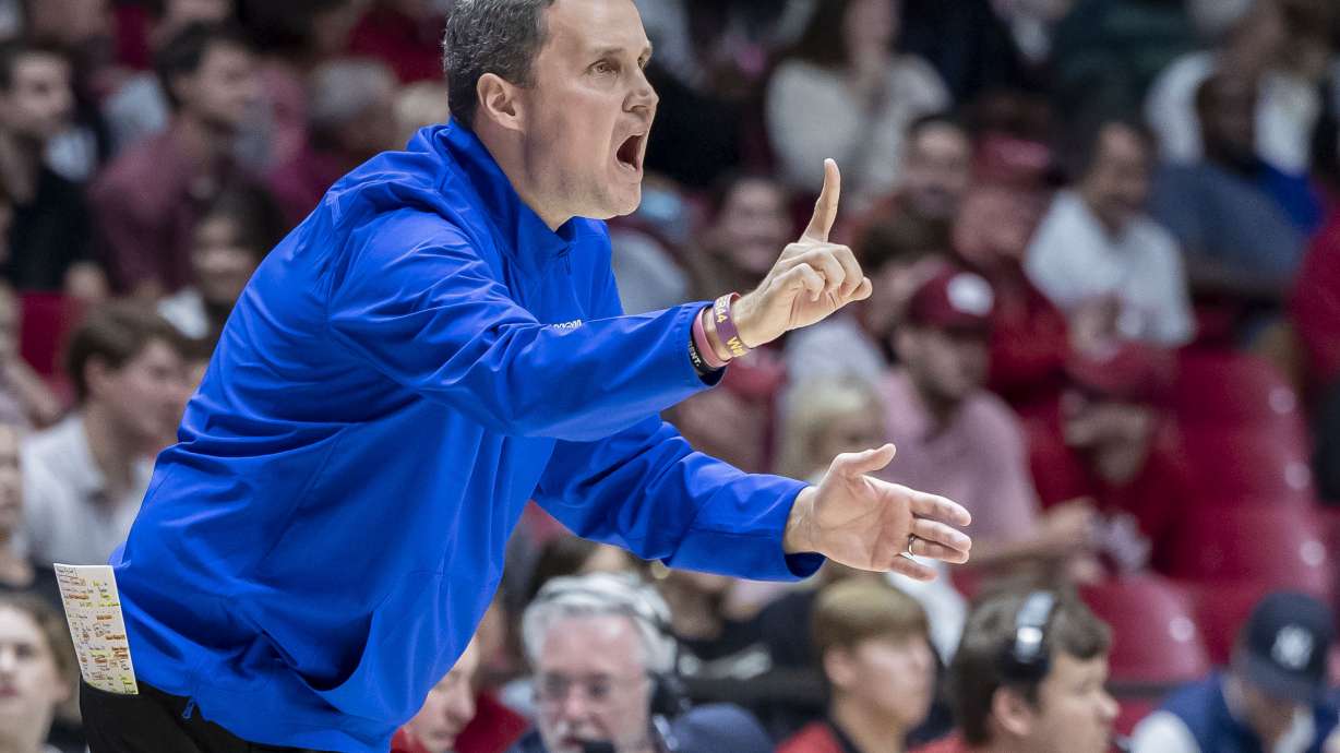 FILE - McNeese State head coach Will Wade signals to his players during the first half of an NCAA college basketball game against Alabama, Monday, Nov. 11, 2024, in Tuscaloosa, Ala.