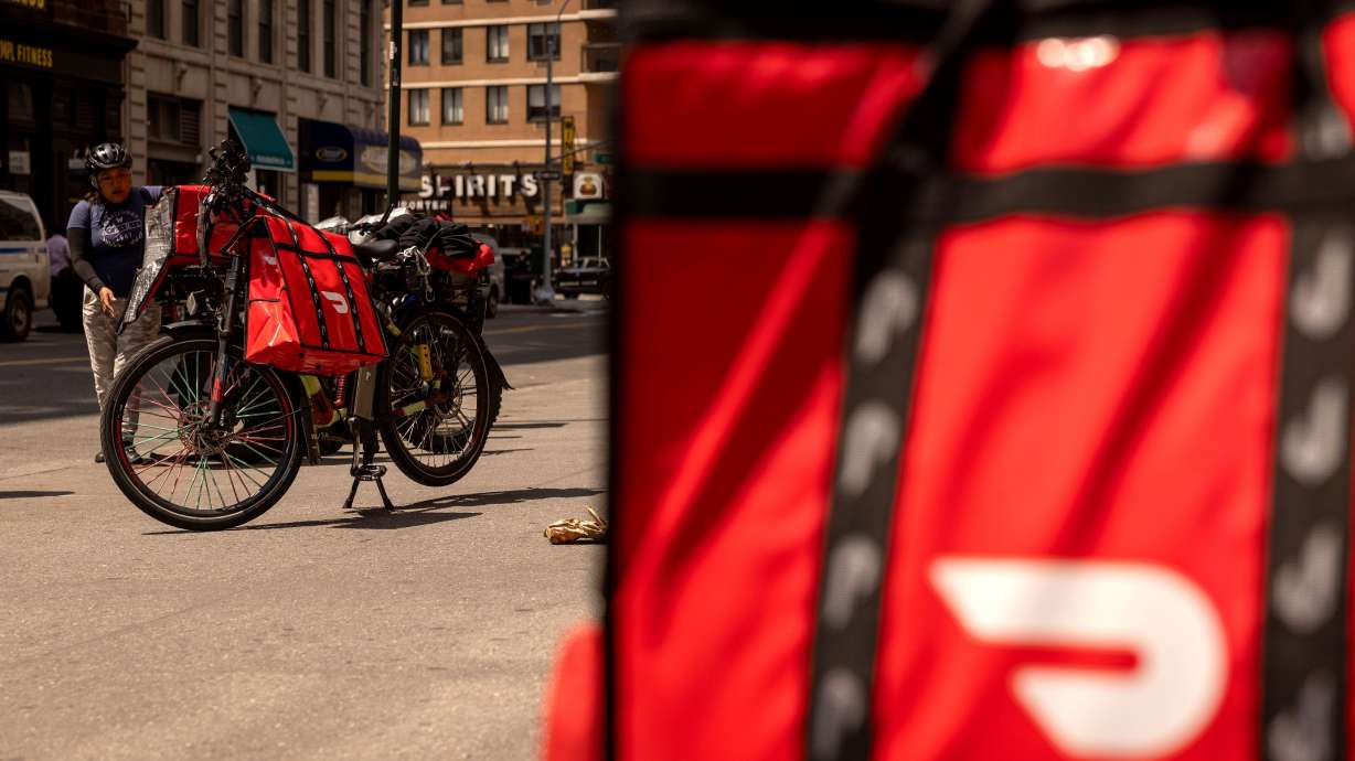 DoorDash users can soon pay in installments because of a new deal with Klarna.