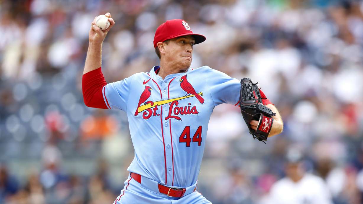 FILE - St. Louis Cardinals' Kyle Gibson (44) pitches against the New York Yankees during the first inning of a baseball game, Aug. 31, 2024, in New York.