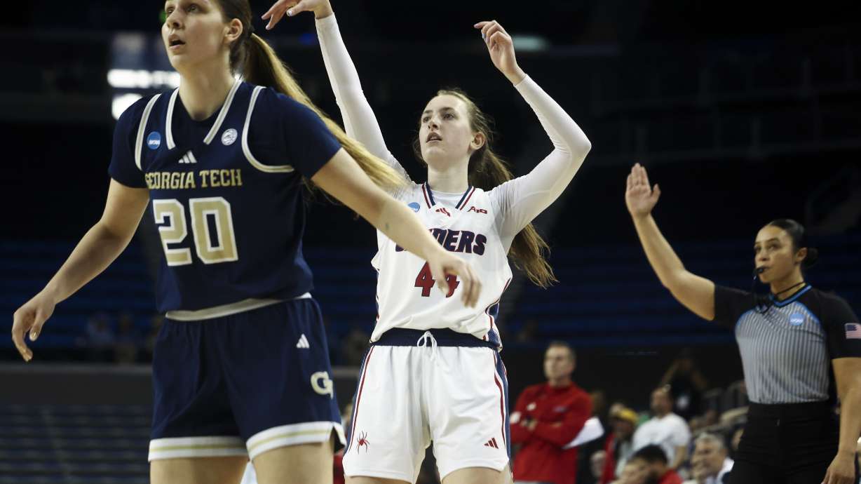 Richmond forward Maggie Doogan (44) looks on after shooting as Georgia Tech center Ariadna Termis (20) watches during the first half in the first round of the NCAA college basketball tournament, Friday, March 21, 2025, in Los Angeles.