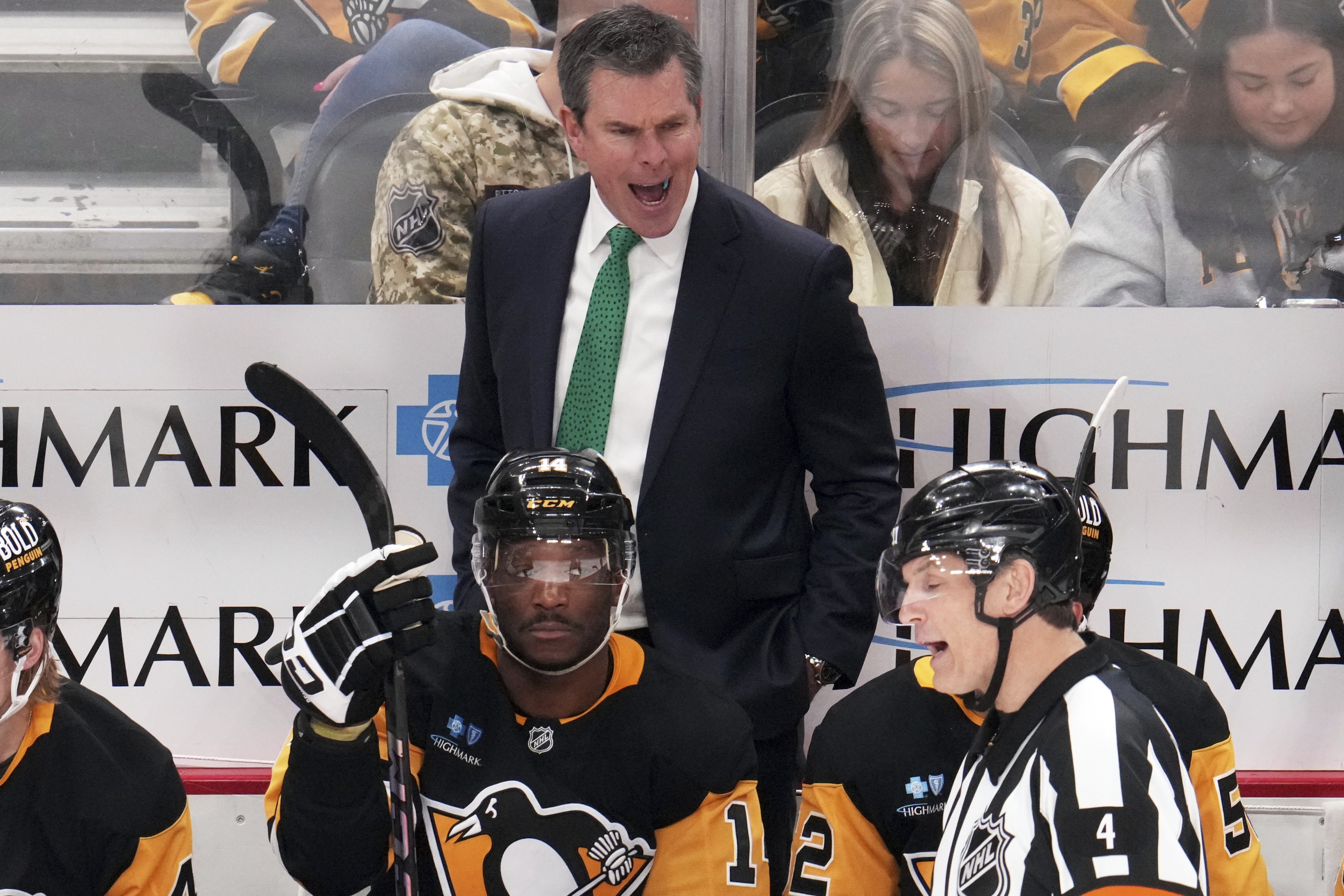 Crosby scores 25th goal, helps Penguins beat Blue Jackets 6-3
