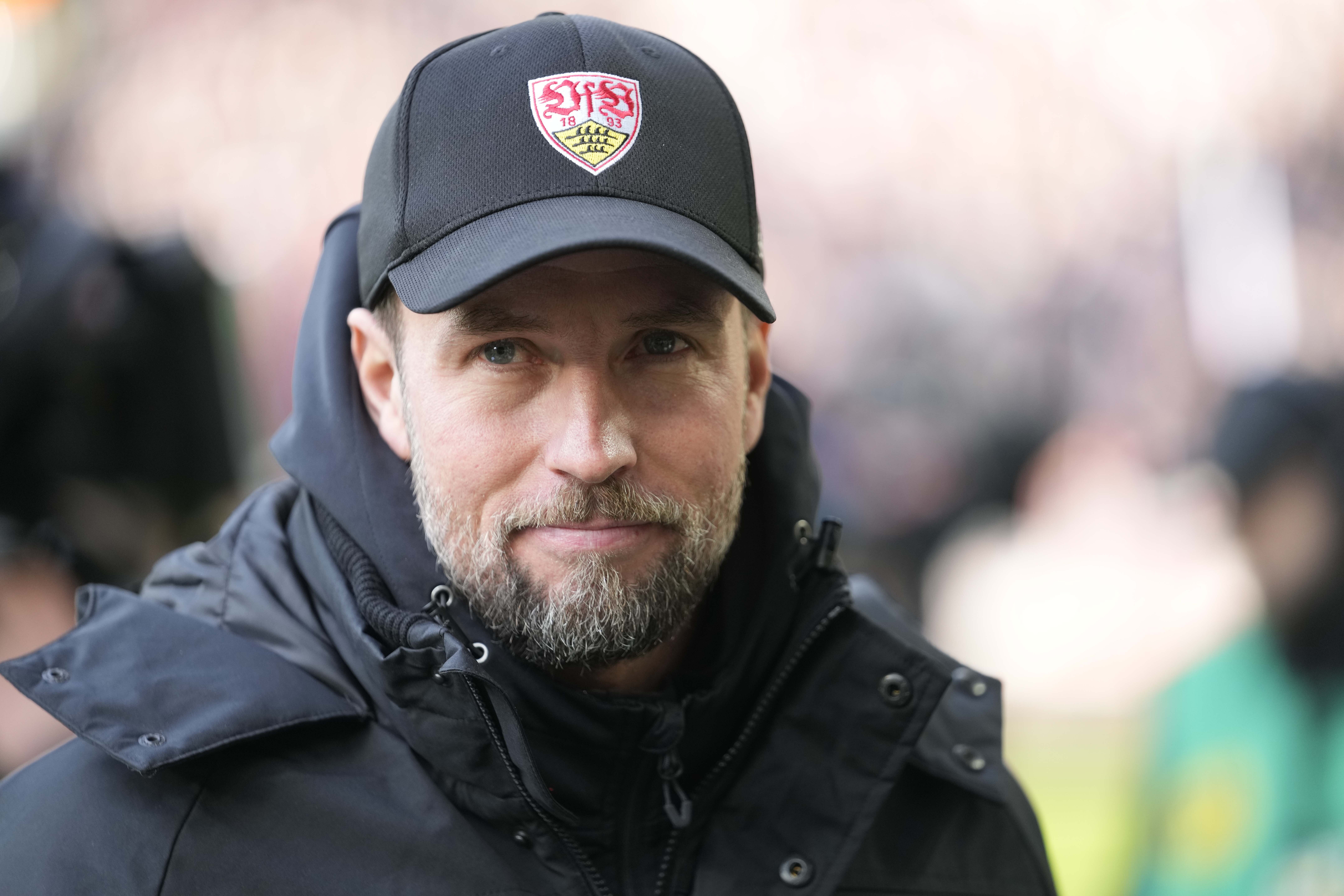 Stuttgart coach Sebastian Hoeness extends contract to 2028