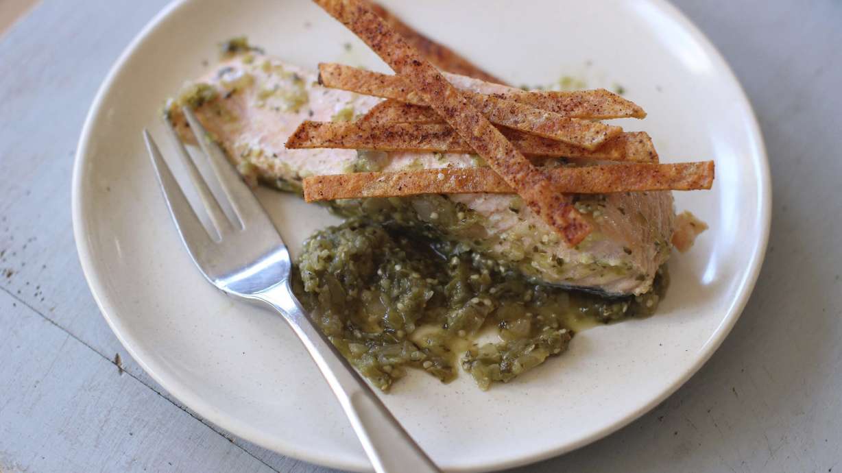 The speed at which you devour your dinner matters just as much as the kinds of food you eat.