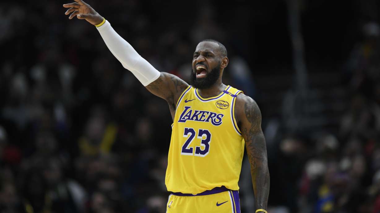 Los Angeles Lakers' LeBron James (23) yells to teammates during the first half of an NBA basketball game against the Chicago Bulls Thursday, March 27, 2025, in Chicago.