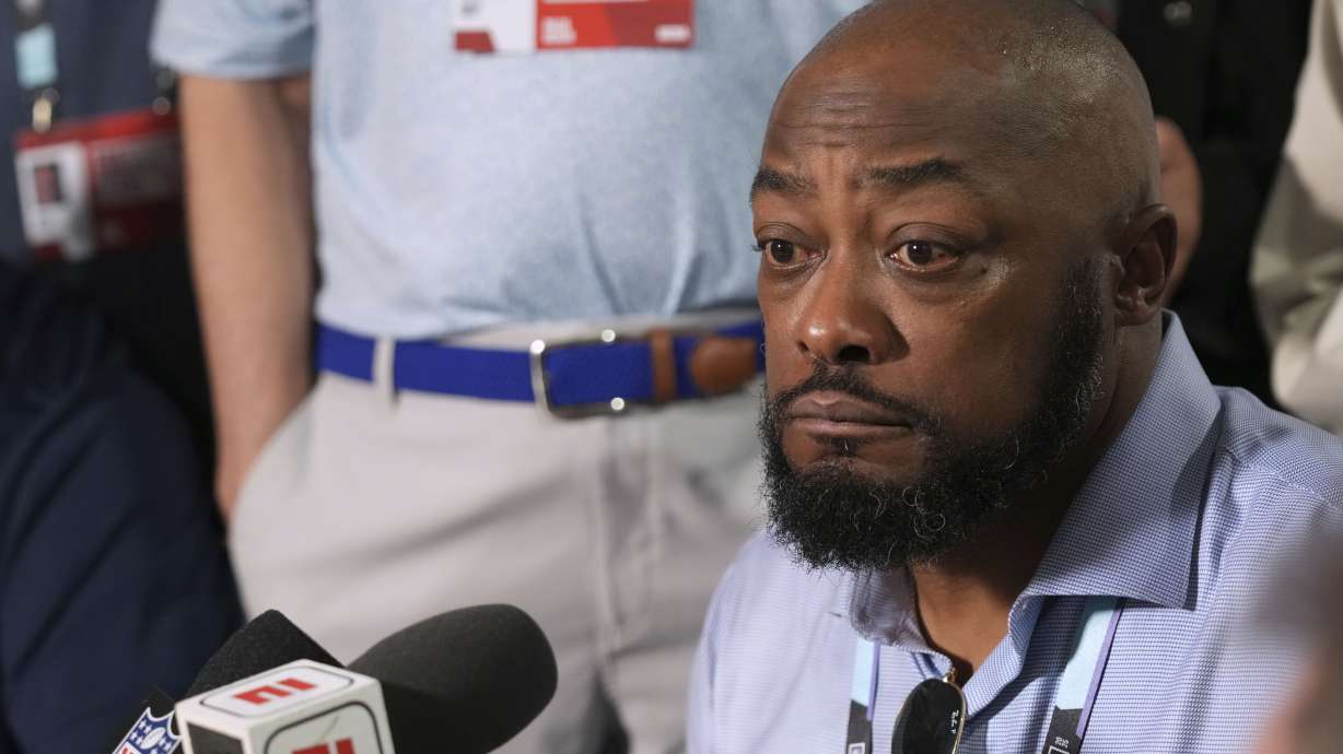 Steelers coach Mike Tomlin is talking to Aaron Rodgers, but he's comfortable starting Mason Rudolph | KSL.com