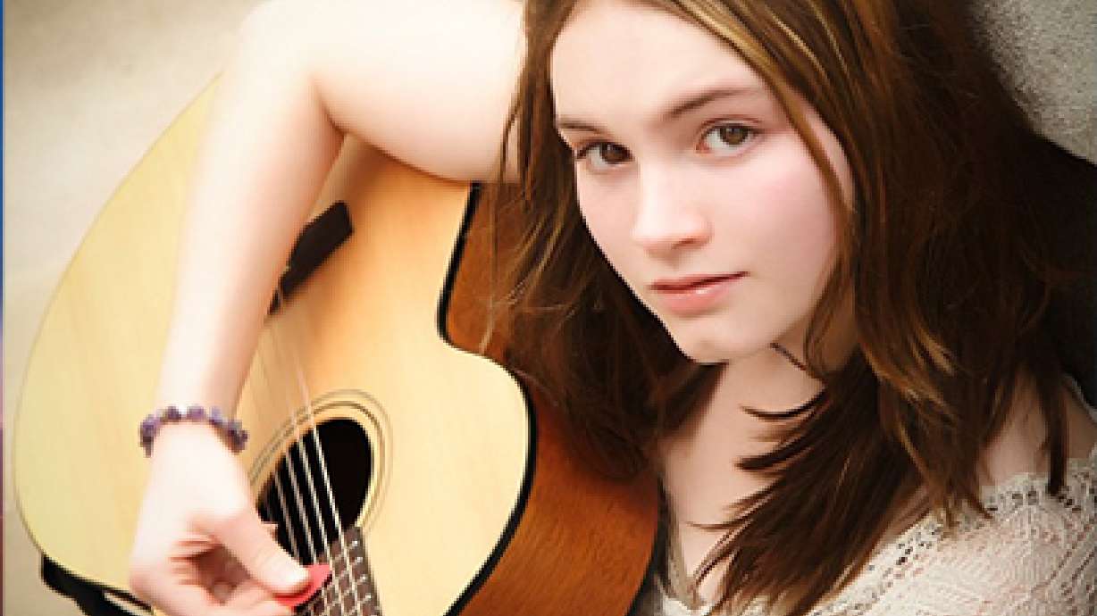 Utah teen wins CMT songwriting contest