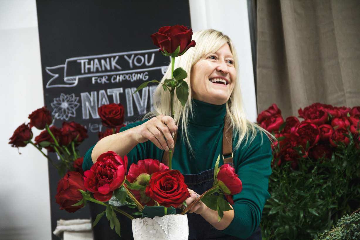 Floral design instructor Pam Olson teaches how to arrange flowers at a University of Utah Lifelong Learning class.