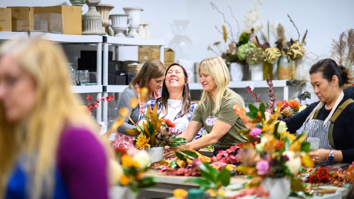 Floral design instructor Pam Olson teaches how to arrange flowers at a University of Utah Lifelong Learning class.