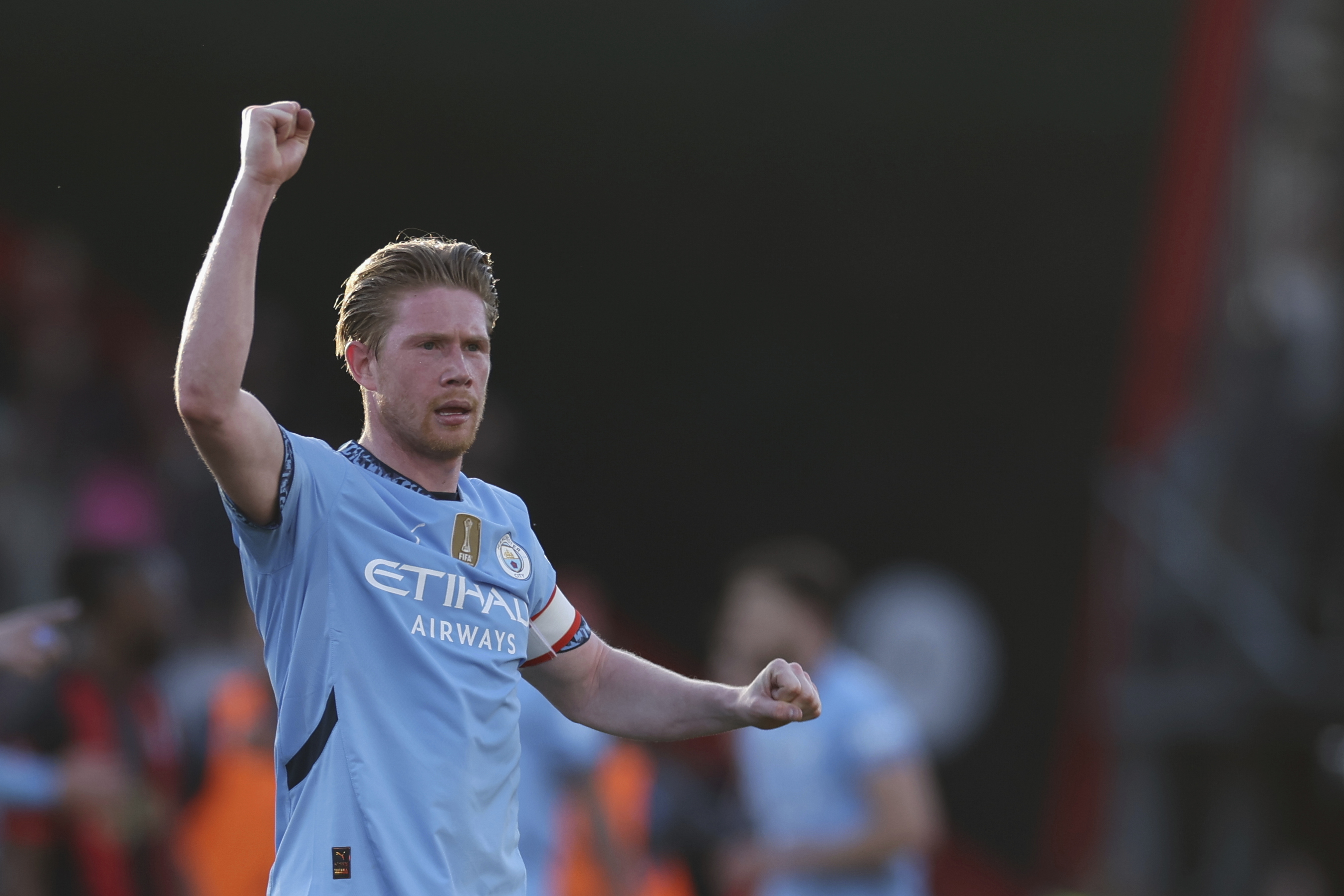 Manchester City's Kevin De Bruyne celebrates at the end of the English FA Cup quarterfinal soccer match between Bournemouth and Manchester City at the Vitality stadium in Bournemouth, England, Sunday, March 30, 2025.