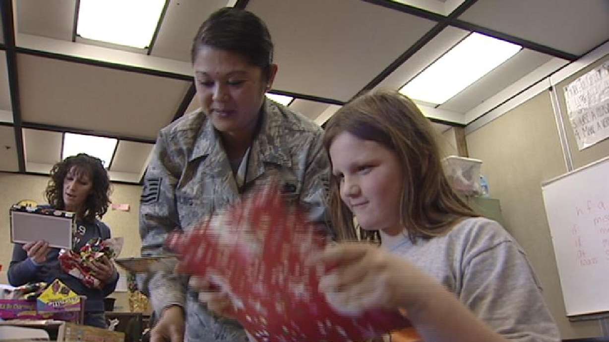 Students get early visit from Santa