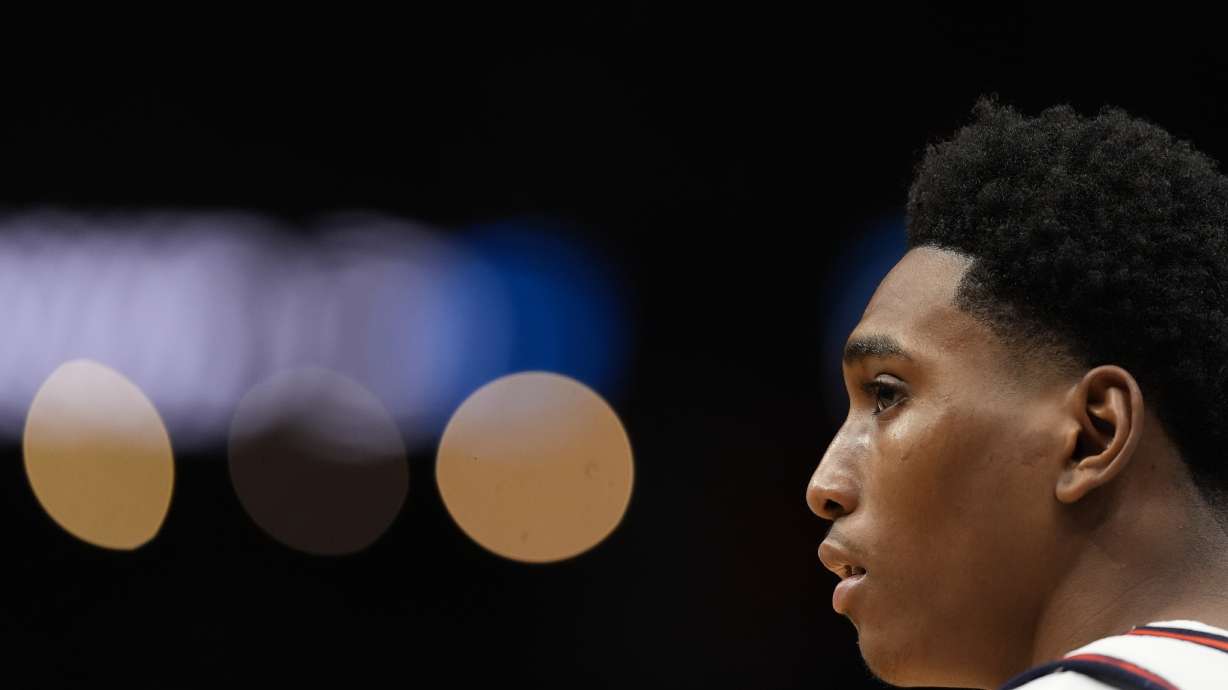 Auburn guard Tahaad Pettiford (0) moves on the court against Michigan State during the second half in the Elite Eight of the NCAA college basketball tournament, Sunday, March 30, 2025, in Atlanta.