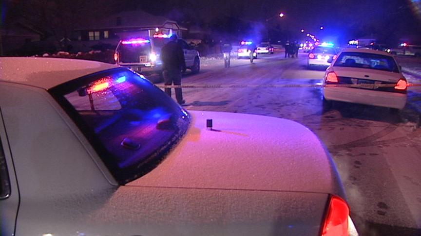 Man shoots and kills home-invasion robber