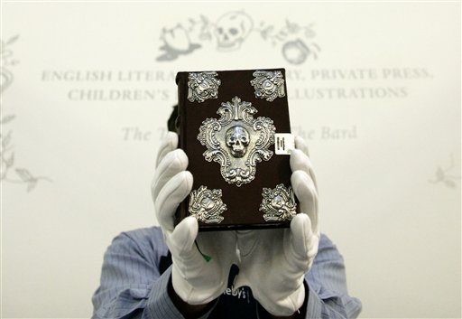 Amazon identified as buyer of Rowling's book