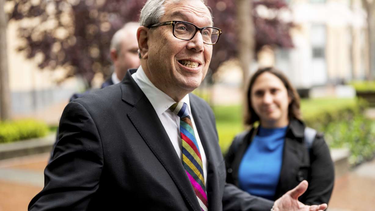 Attorney Jeffrey Kessler arrives at federal court on Monday, April 7, 2025, in Oakland, Calif.