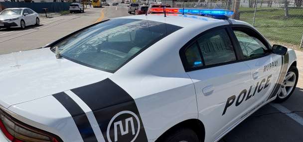 Murray shooting leaves man in his 50s injured