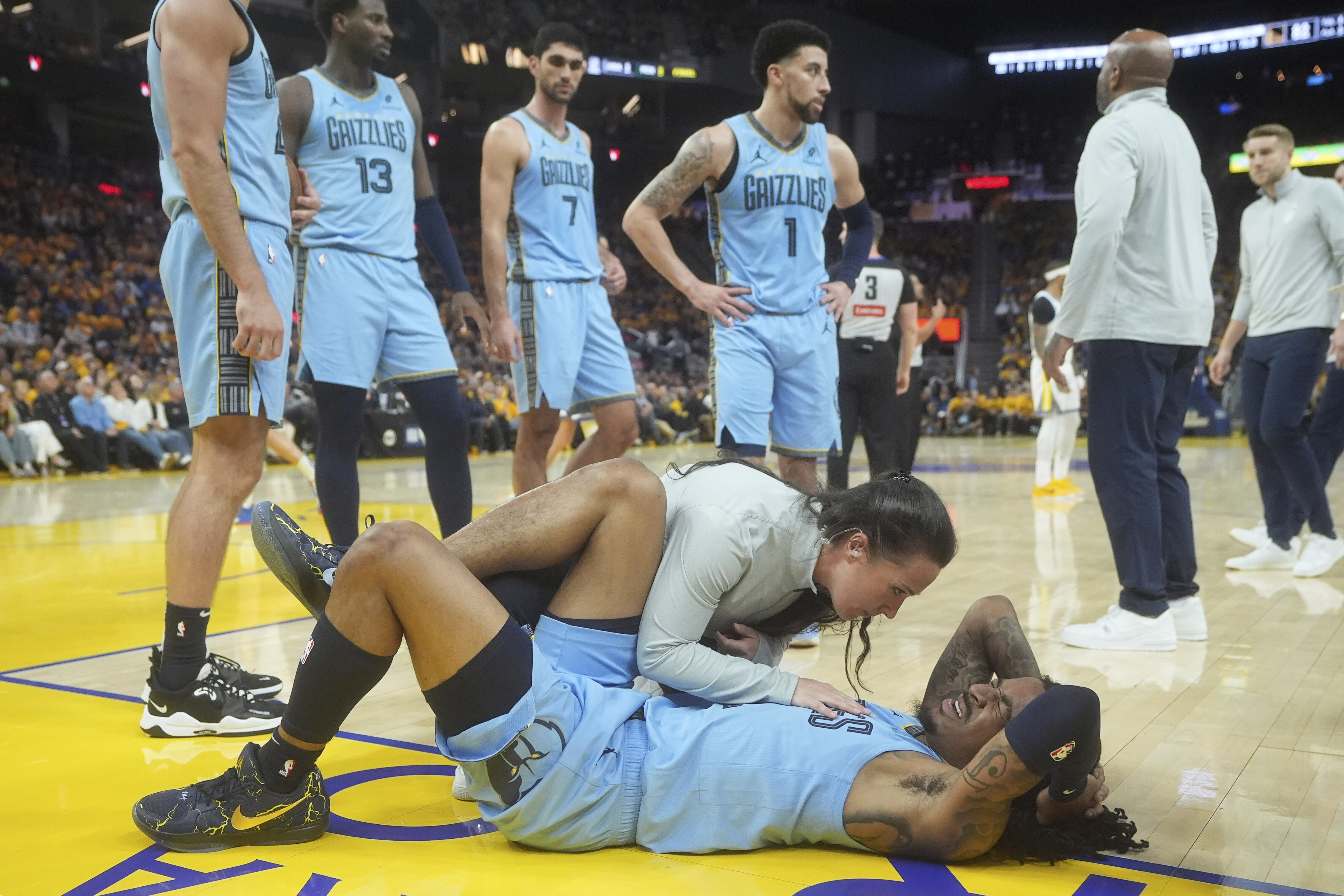 What injured ankle? Ja Morant flies around court helping Grizzlies take West's 8th seed