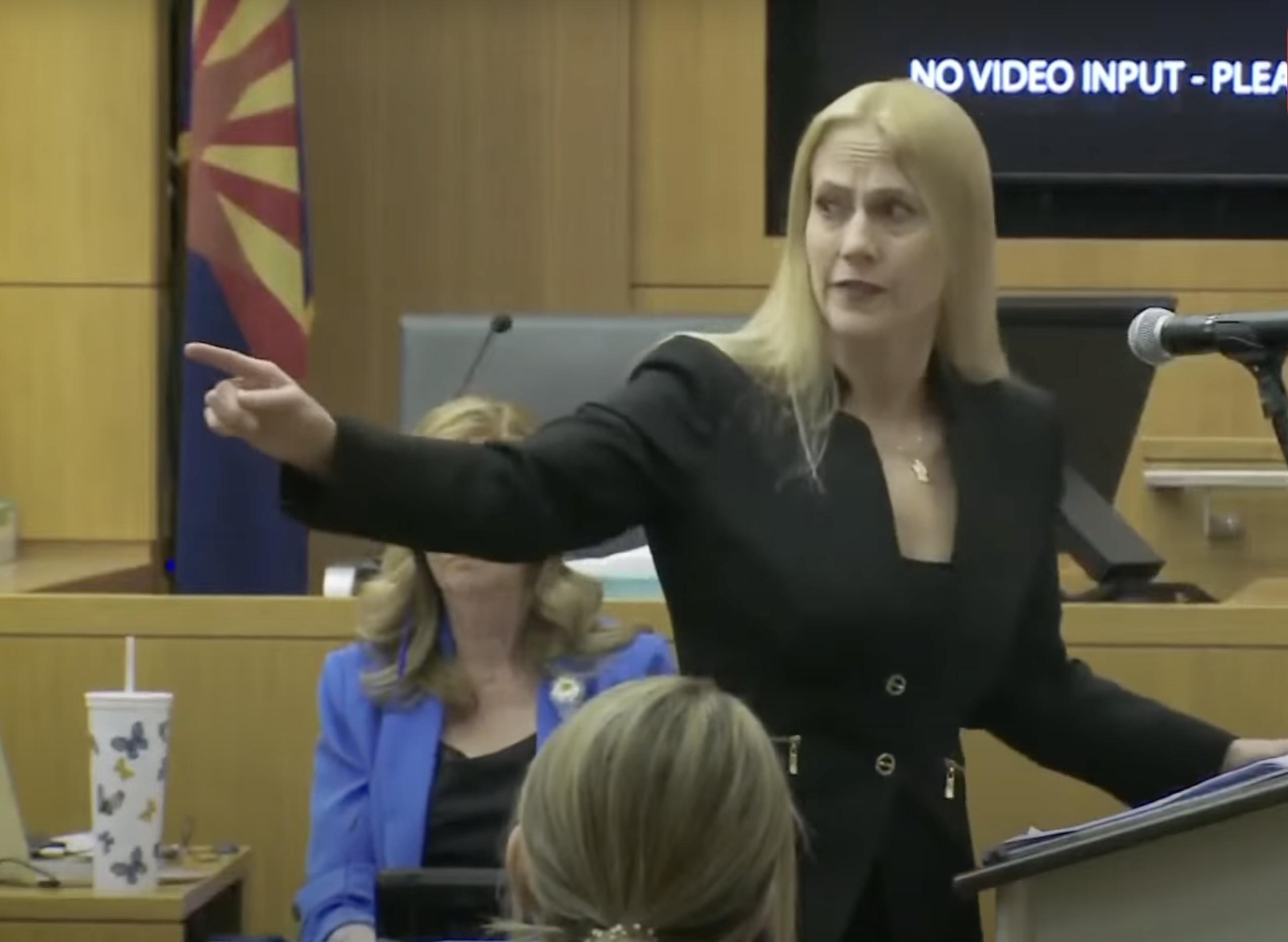 Prosecutor Treena Kay points at Lori Daybell as she delivers her closing argument to jurors in a Phoenix courtroom on Monday. Daybell is charged with conspiring to kill her husband, Charles Vallow, in July 2019.