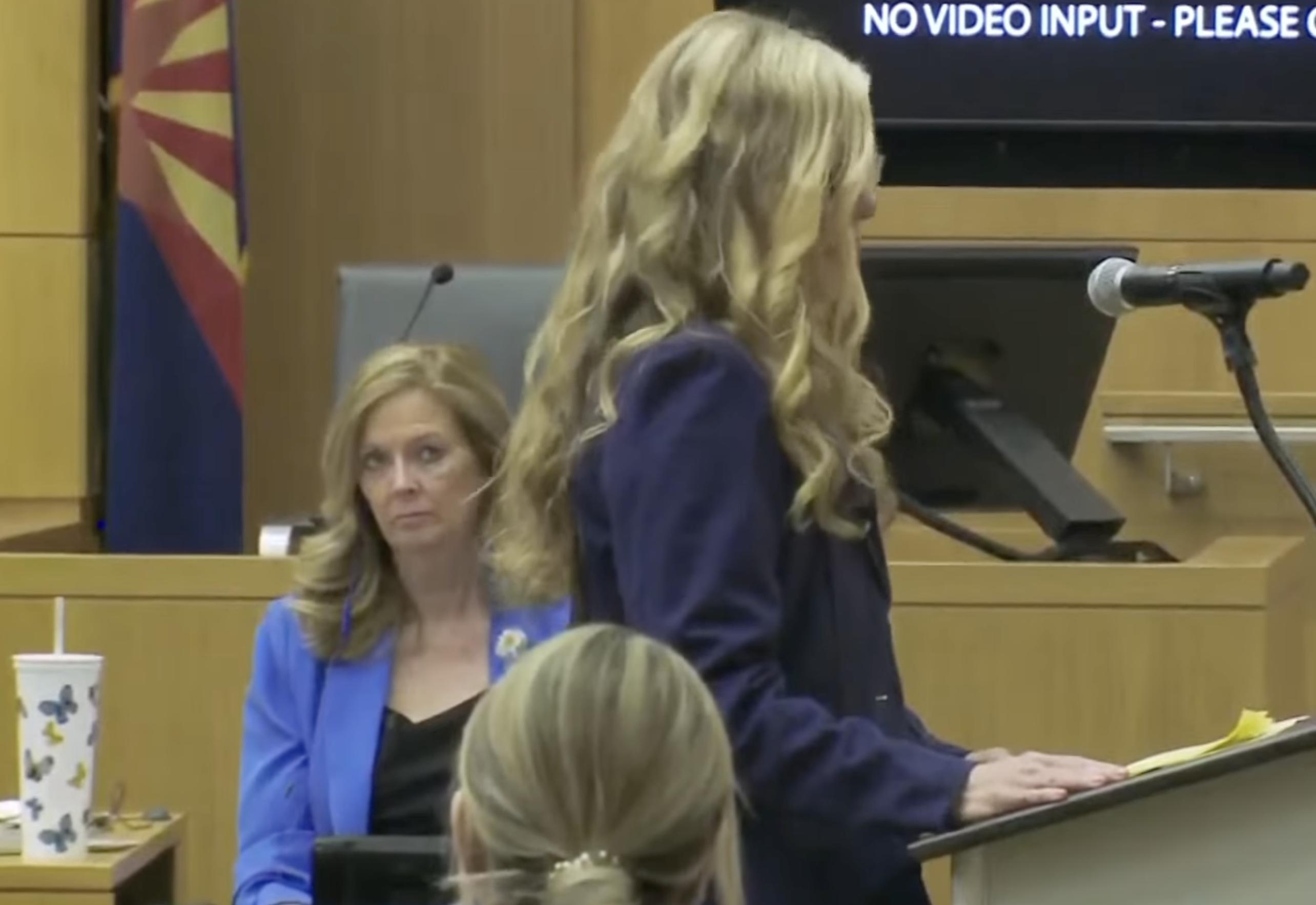 Lori Daybell tells jurors she is 'all about spreading love' in murder conspiracy trial