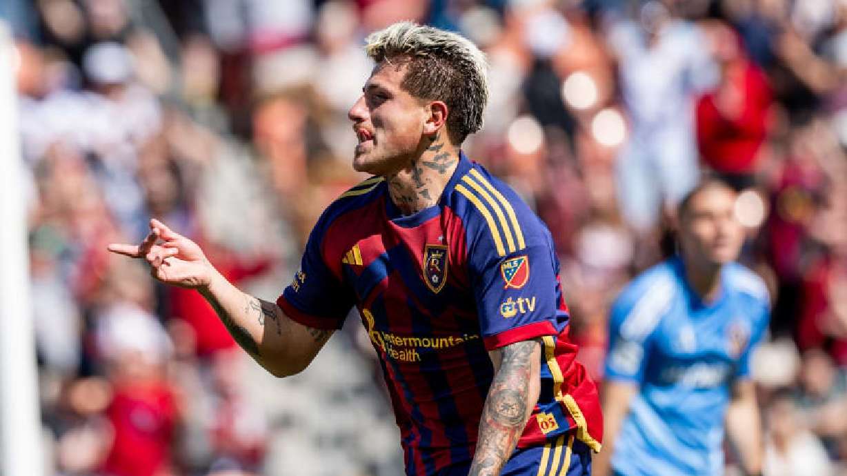 Diego Luna celebrates for Real Salt Lake.