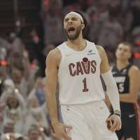 Mitchell scores 30 points, Cavaliers hold off Heat 121-112 to take 2-0 lead in NBA playoff series