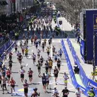 Utah man sets world record at Boston Marathon — dressed as a banana